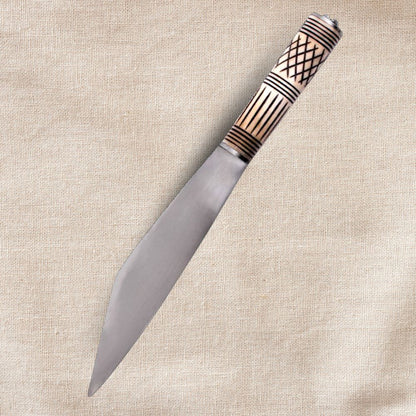 Seax with sheath