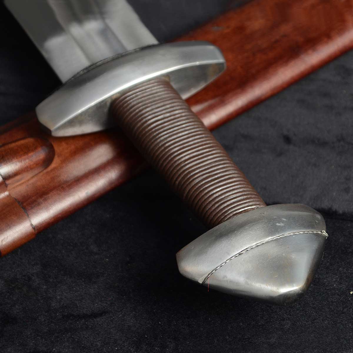 Hersir Viking Sword hilt