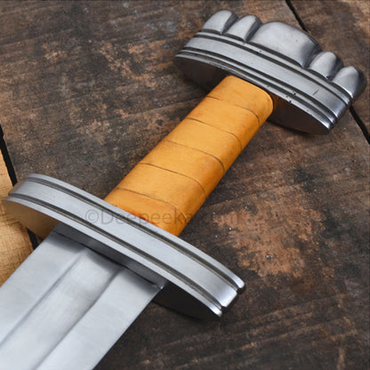 Hedemark Norse Sword, hilt detail