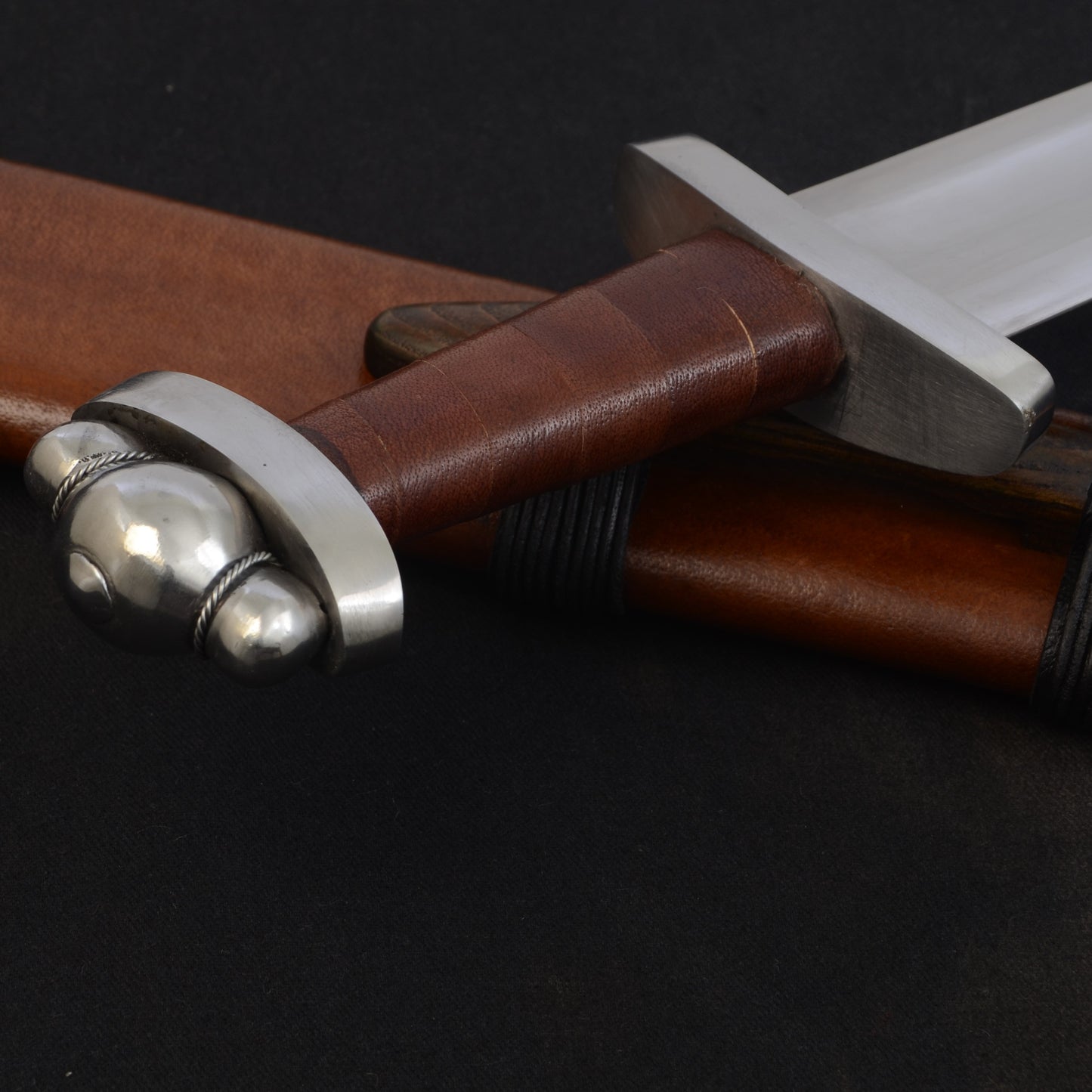 Three Lobed Godfred Viking Sword with scabbard