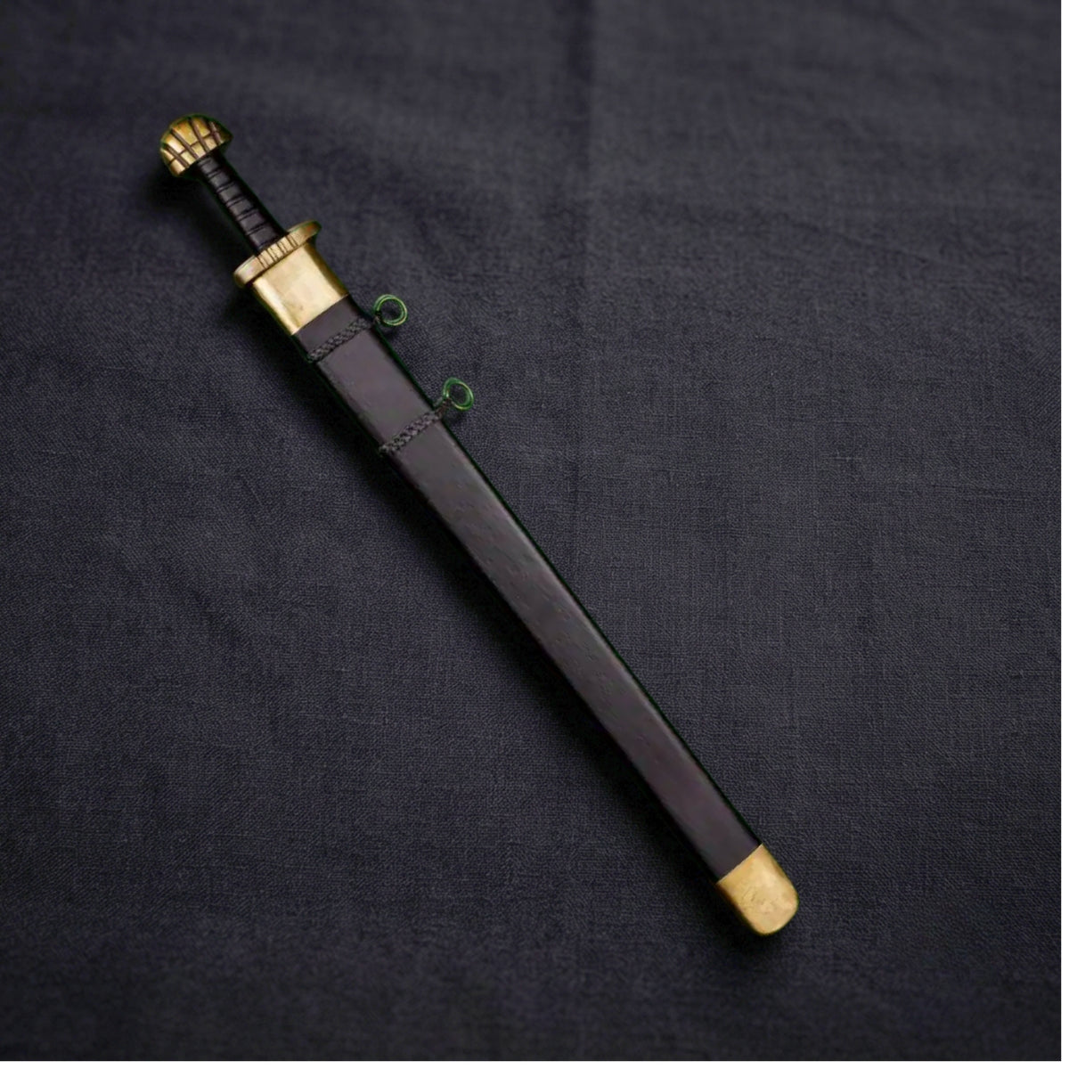 Five-lobed sword blade