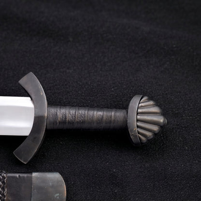 Seven-lobed sword blade