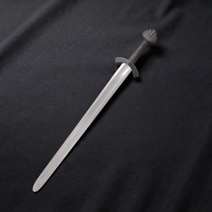 Seven-lobed sword with scabbard